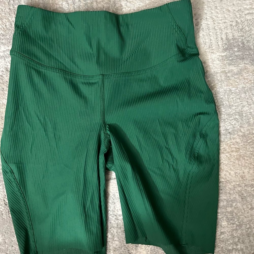 Lululemon Base Pace
